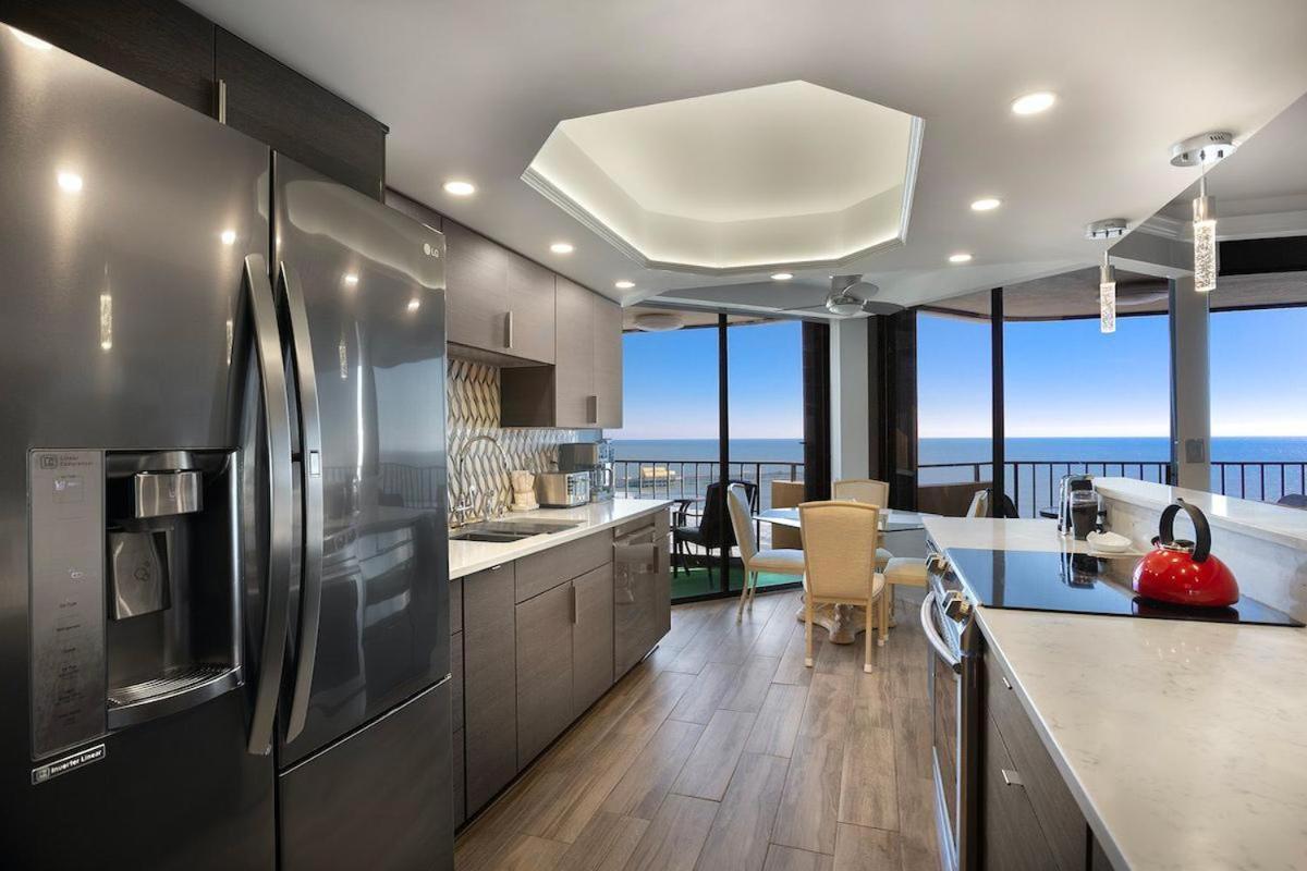 Breathtaking 11th Floor View Oceanfront Myrtle Beach