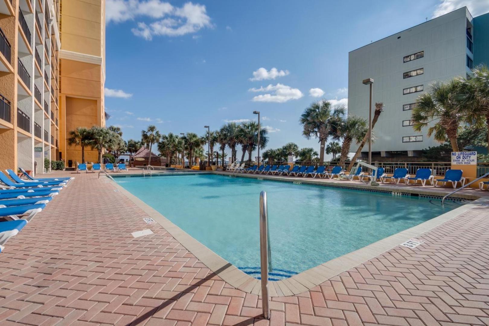 Oceanfront Getaway, Beach Access, Pools Holiday home Myrtle Beach