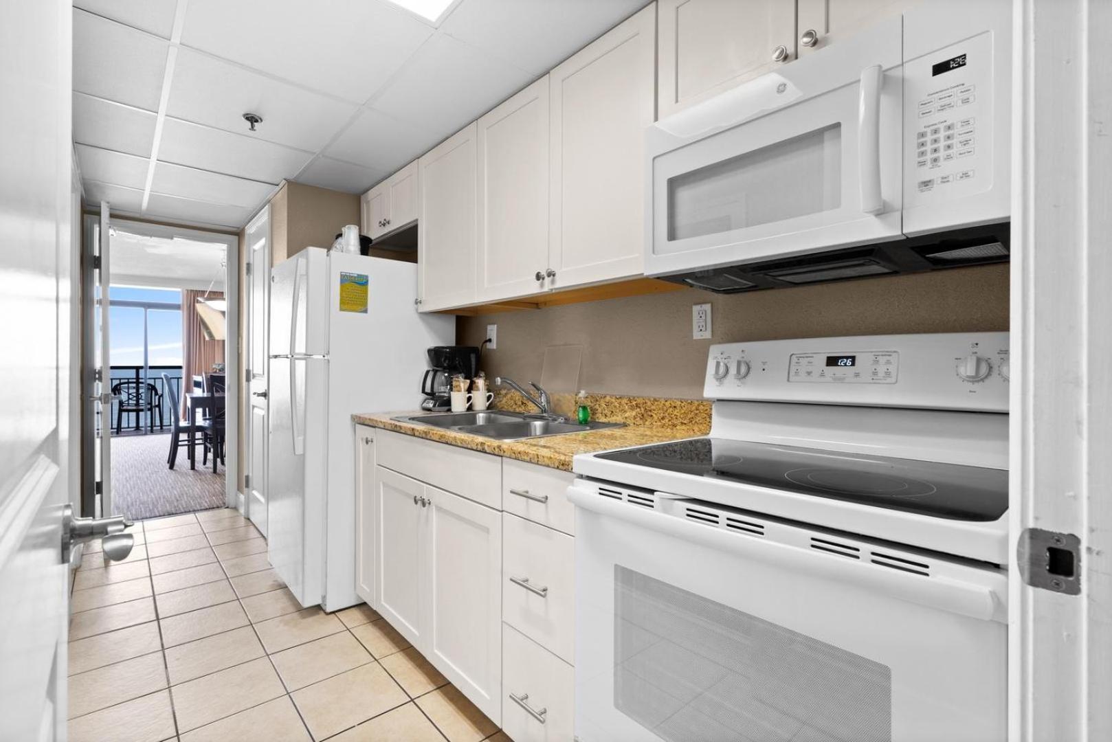 Oceanfront Getaway, Beach Access, Pools Holiday home *
