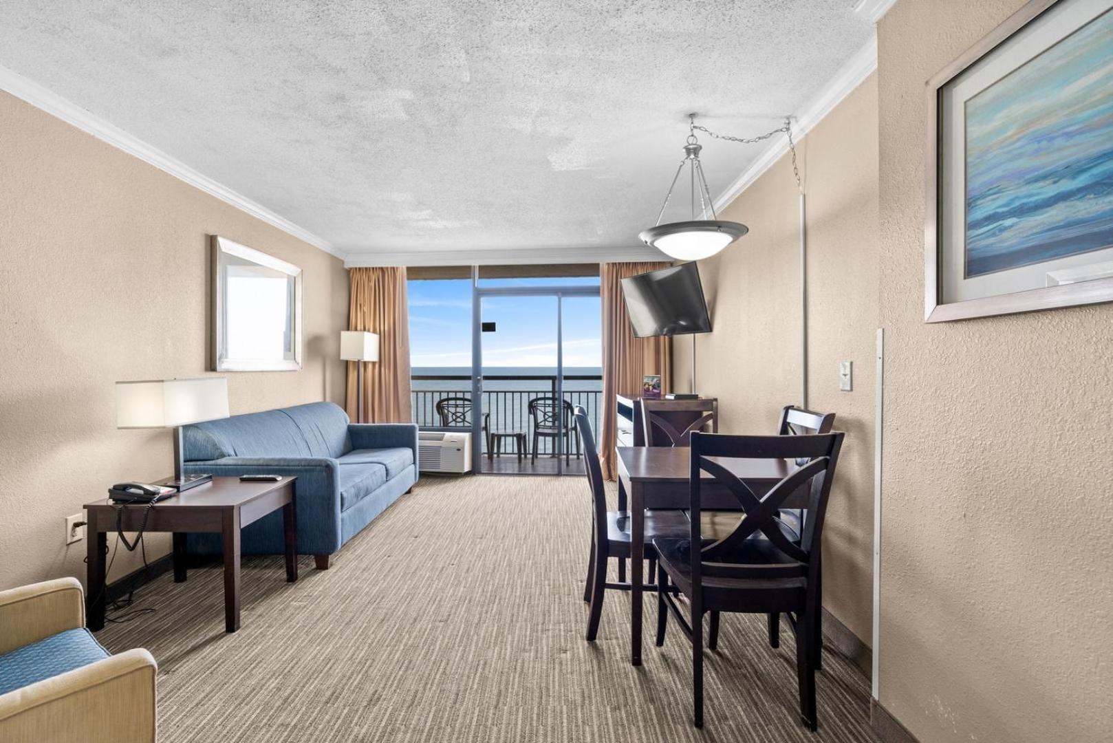 Oceanfront Getaway, Beach Access, Pools Holiday home Myrtle Beach