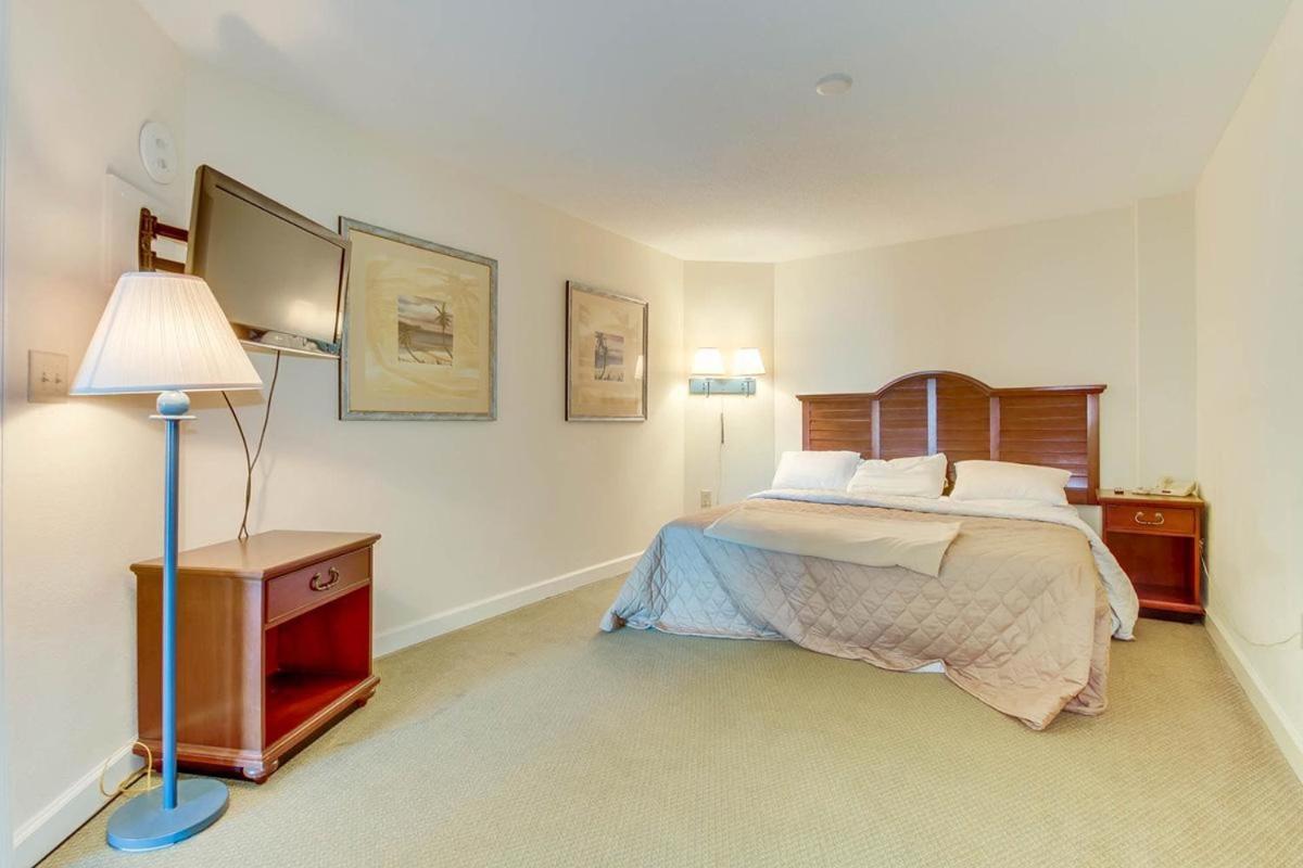 Remarkable Beachfront At Holiday Sands Holiday home Myrtle Beach