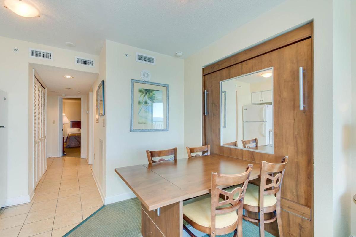 Holiday home Remarkable Beachfront At Holiday Sands Myrtle Beach