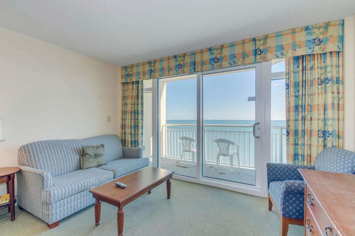 Remarkable Beachfront At Holiday Sands Holiday home Myrtle Beach