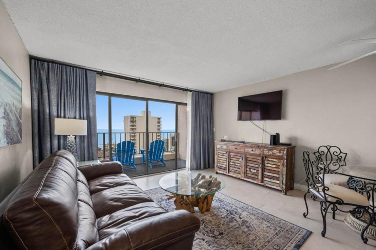 Ocean View Condo, Beach Access, Pools, Views *