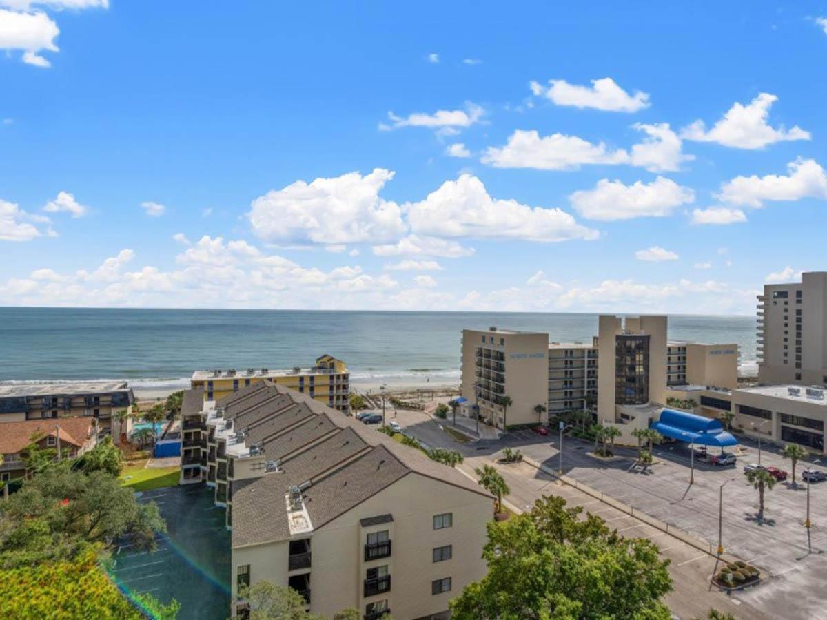 Holiday home Ocean View Condo, Beach Access, Pools, Views *