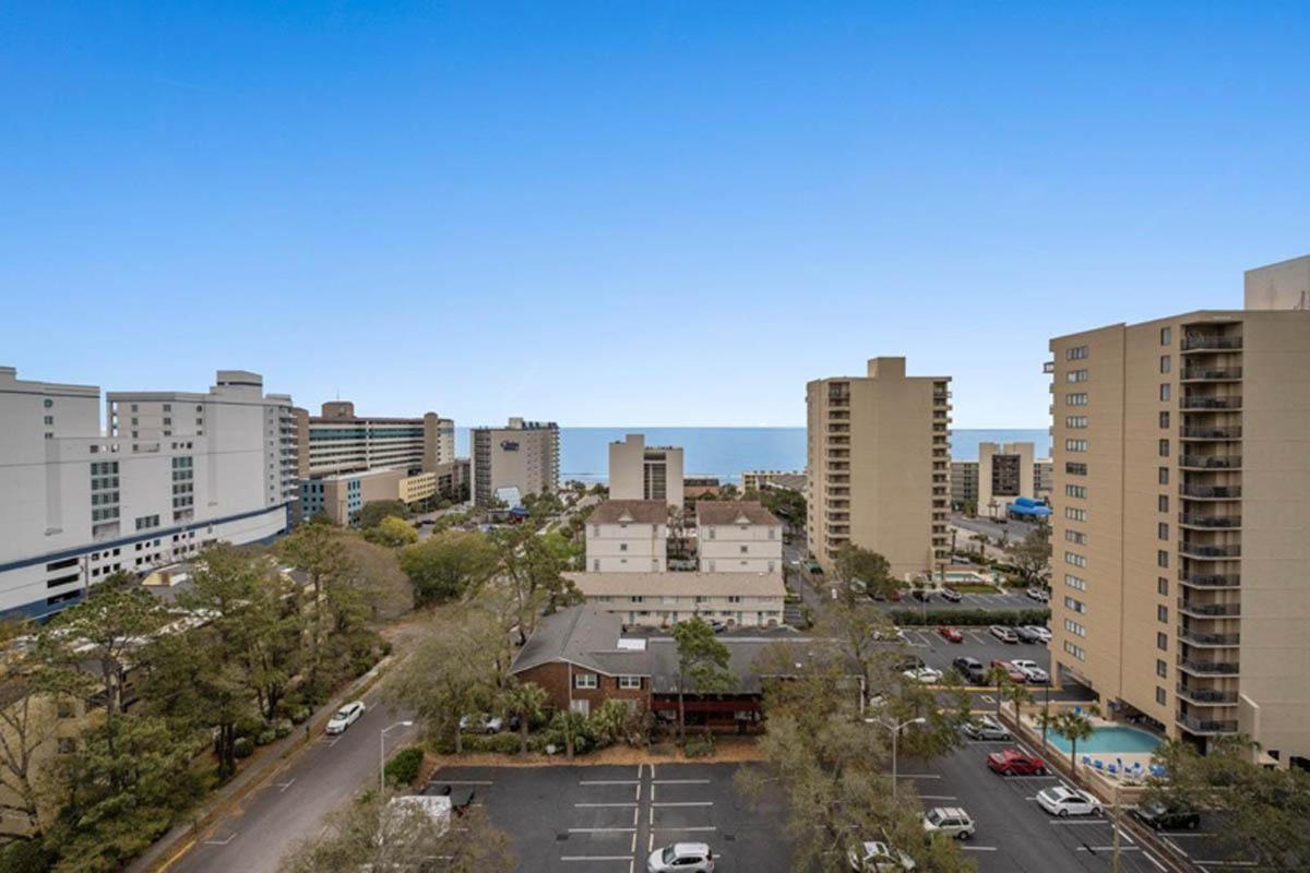 Ocean View Condo, Beach Access, Pools, Views Holiday home Myrtle Beach
