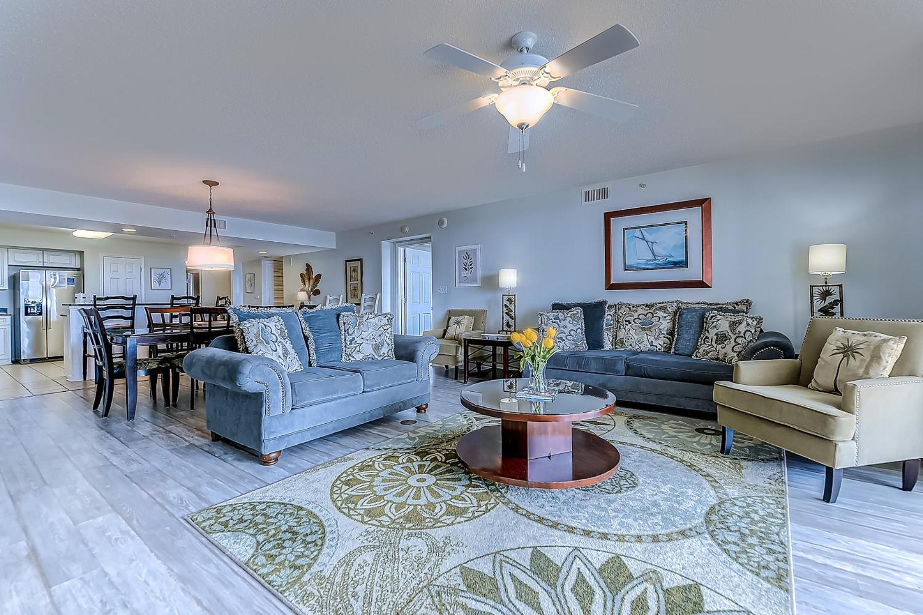 Yacht Club 3-604 Apartment