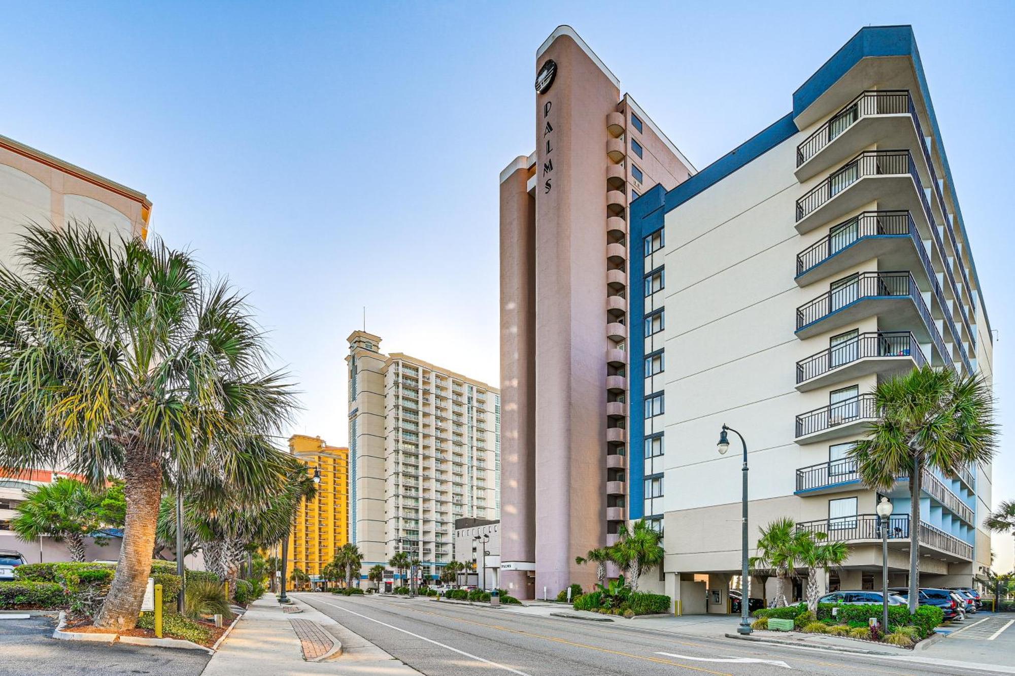 Oceanfront Resort-style In Myrtle Beach! Apartment