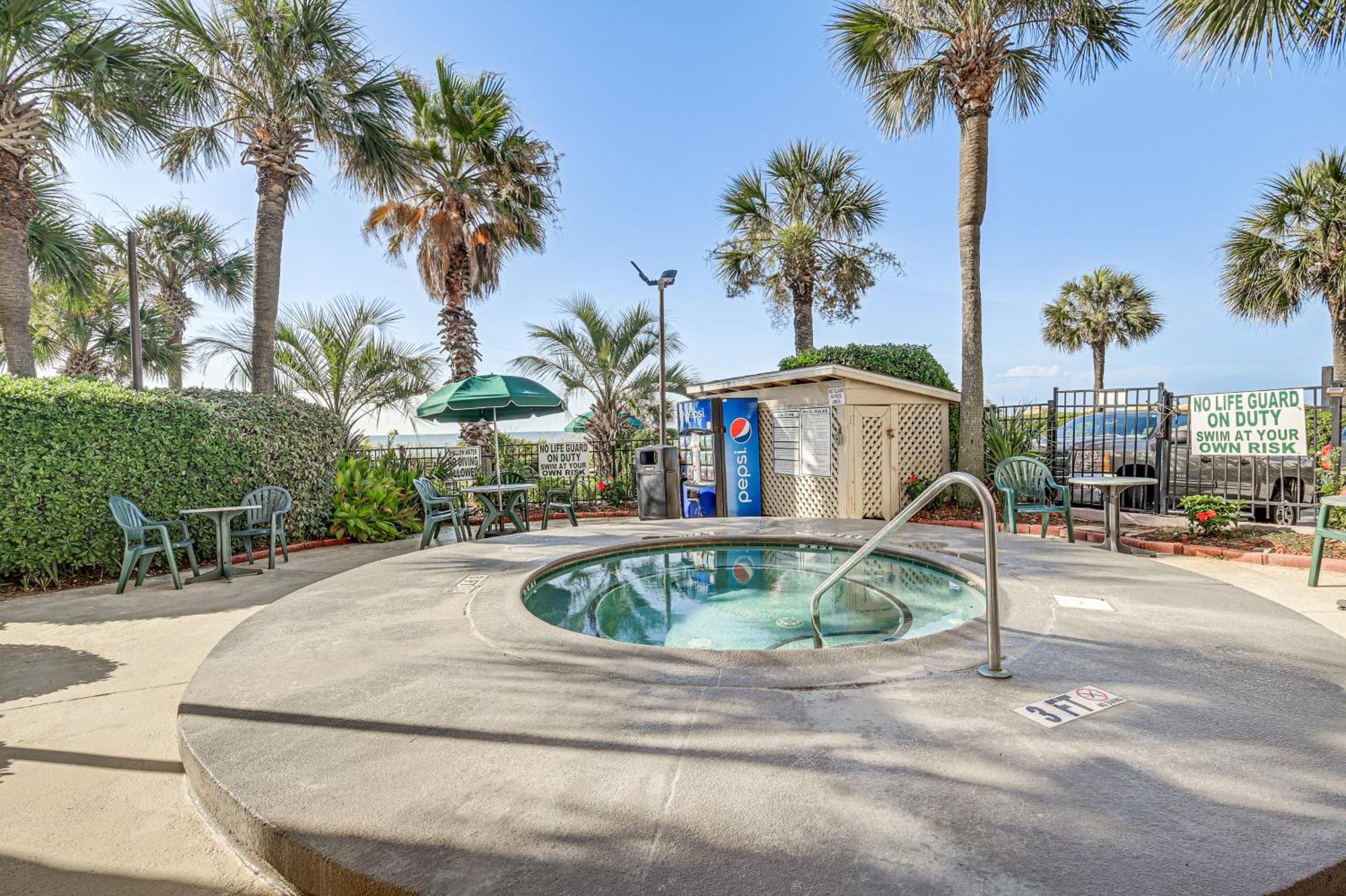 Apartment Oceanfront Resort-style In Myrtle Beach!