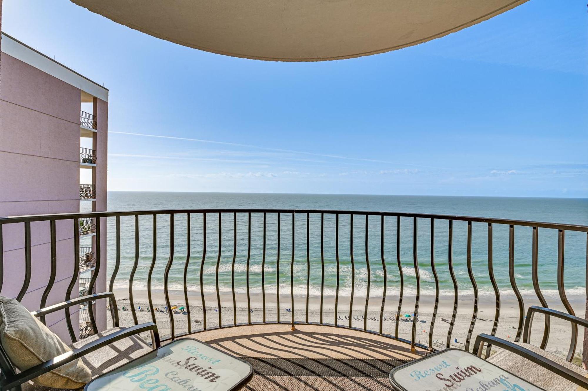 Oceanfront Resort-style In Myrtle Beach! Apartment *