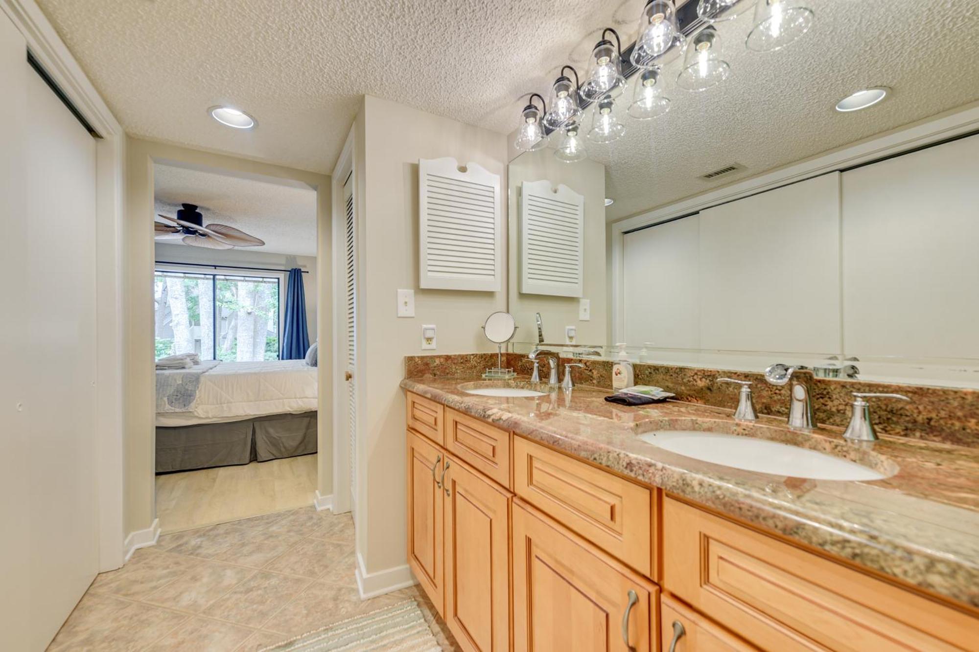 Apartment Myrtle Getaway With Private Deck And Pool Access Myrtle Beach