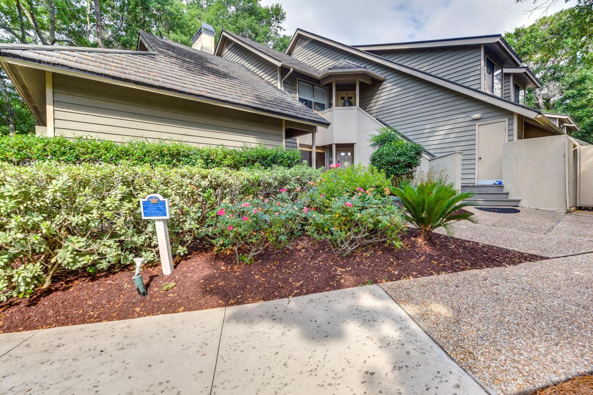 Myrtle Getaway With Private Deck And Pool Access Apartment Myrtle Beach