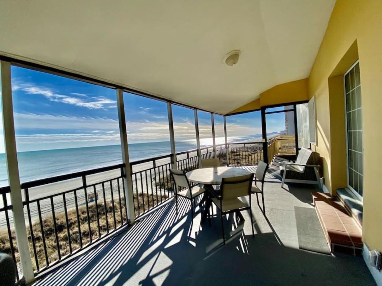 Steps-2-sand Penthouse *