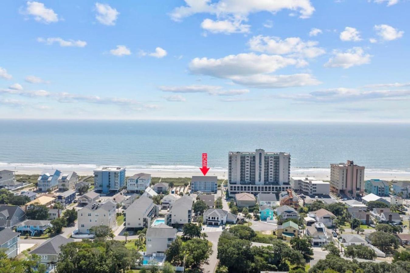 Sunrise Views- Pool - 4 Bds- 3 Bedroom Oceanfront Charm Myrtle Beach