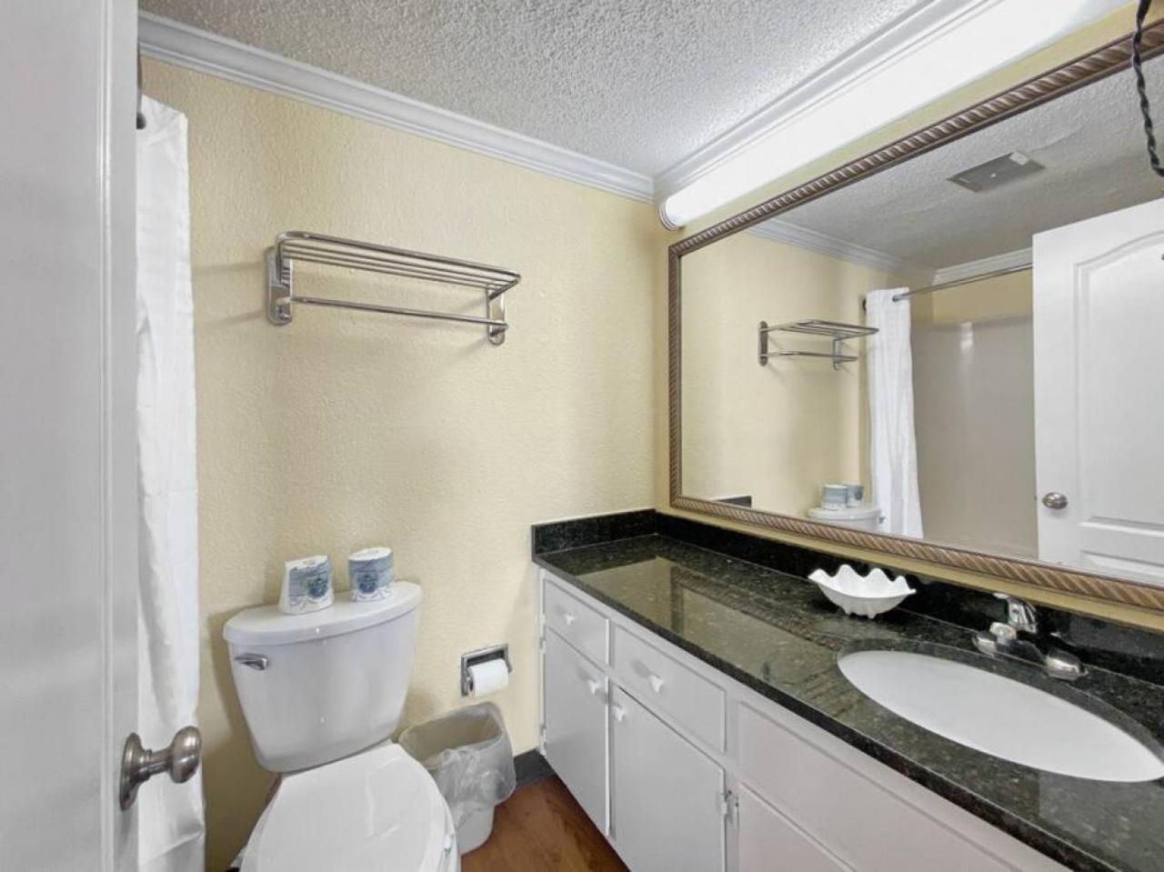 Steps-2-sand Penthouse Apartment Myrtle Beach