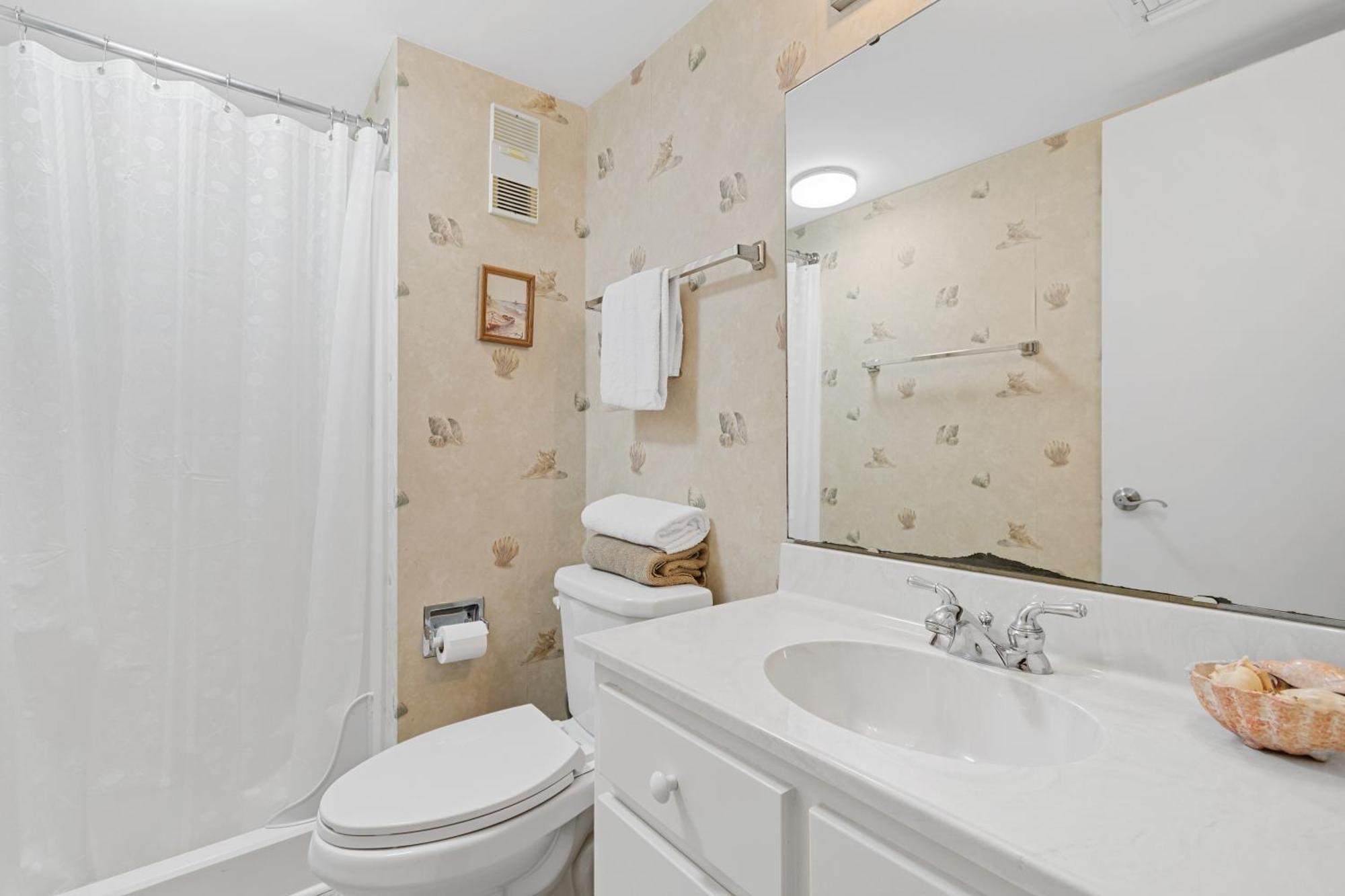 Luxurious Beachfront At Sea Marsh Ii Apartment