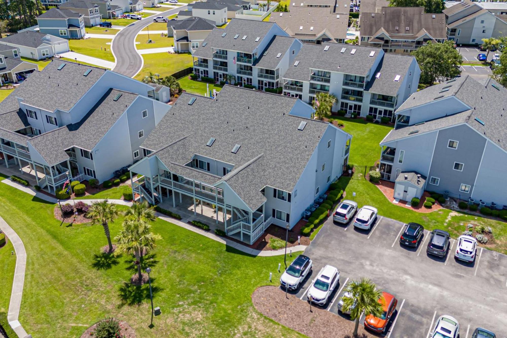 Pool View With Updated Elegant Luxury *