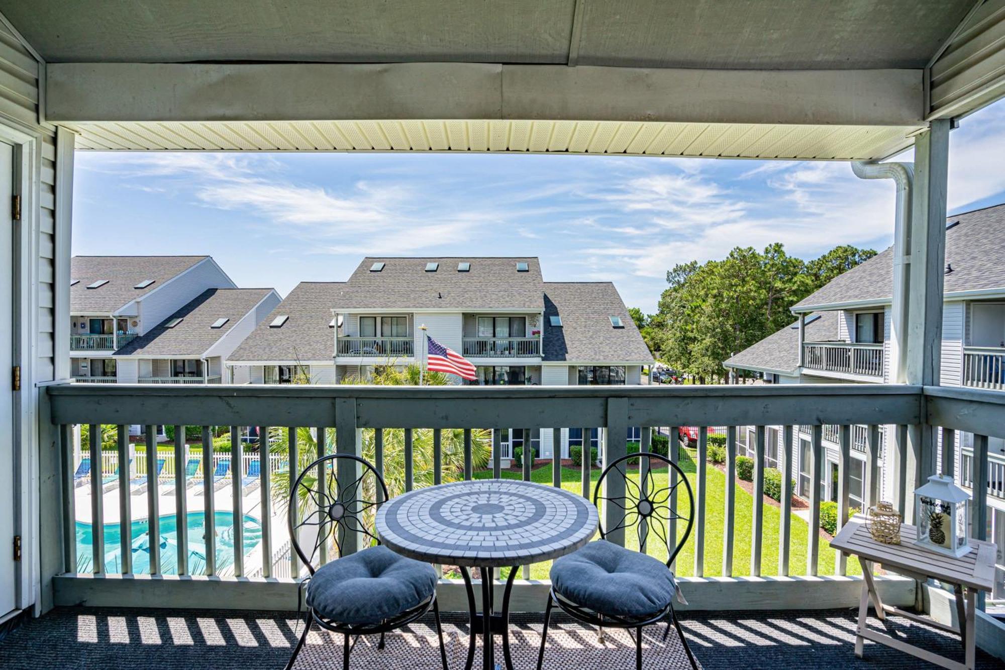 Holiday home Pool View With Updated Elegant Luxury