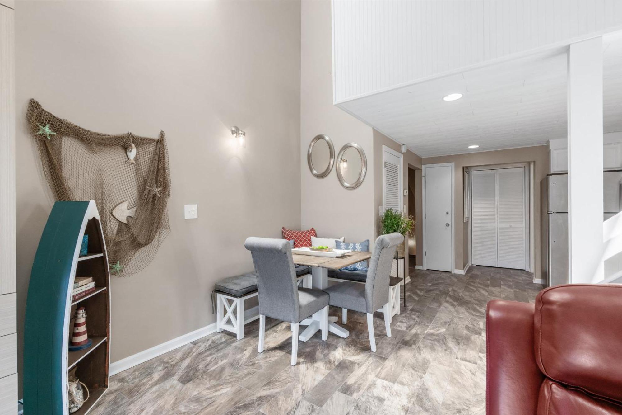 Pool View With Updated Elegant Luxury * Myrtle Beach