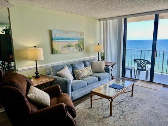 Royal Garden 815 Apartment *