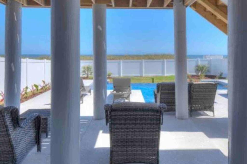 Holiday home Bailey's Blue Ocean View
