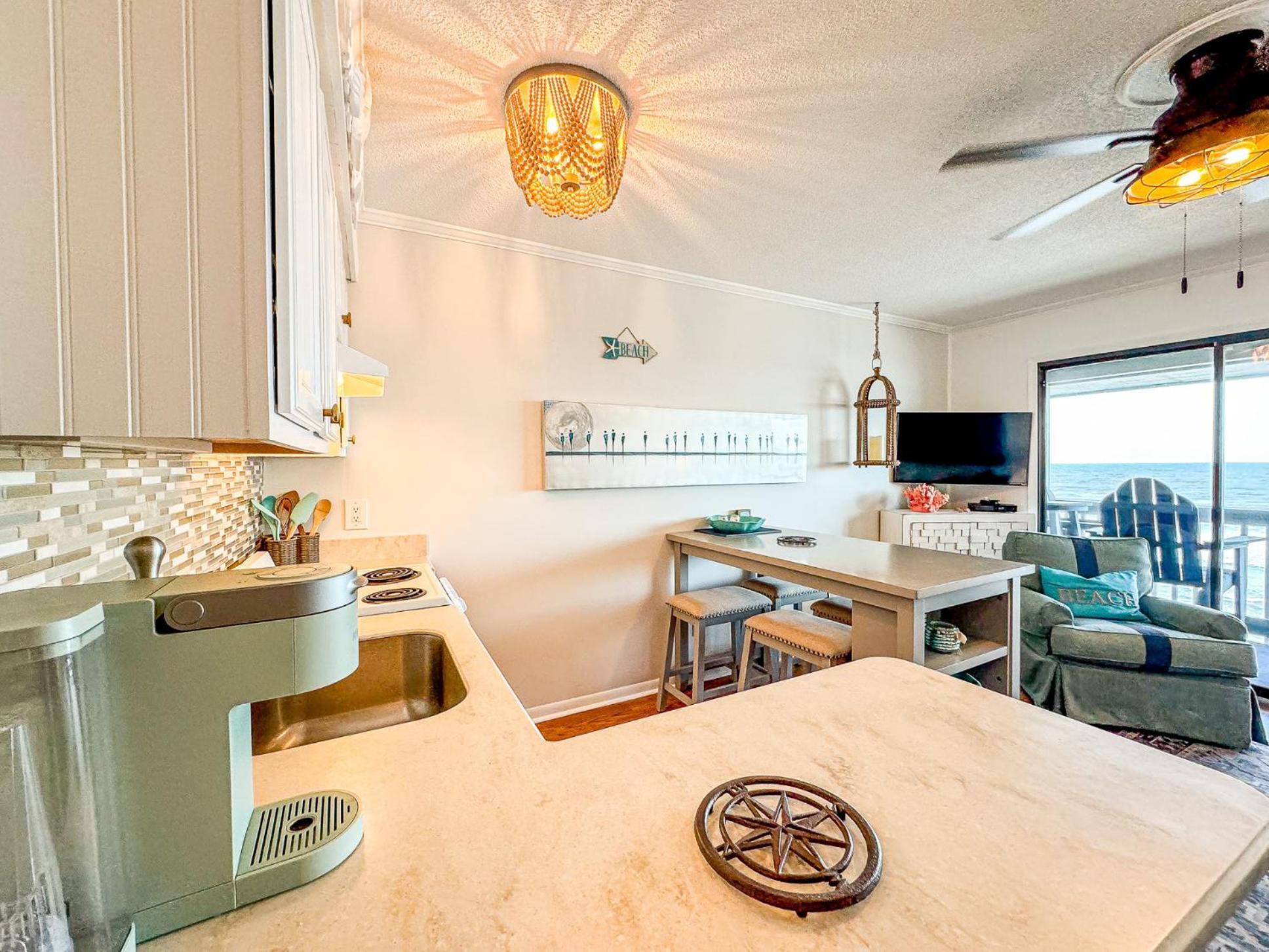 The Blue Pearl Oceanfront Modern At Sea W Pool Holiday home