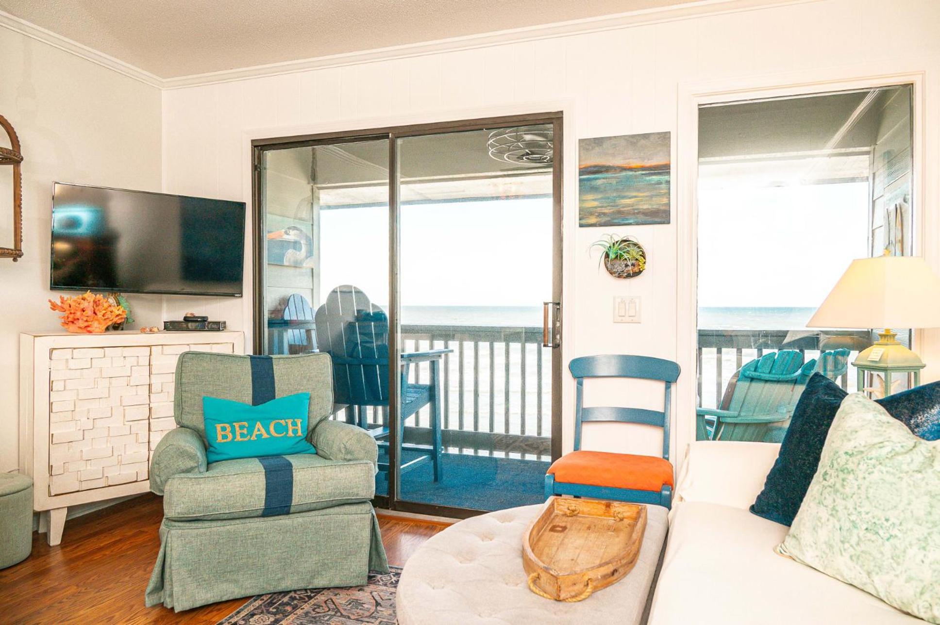 Holiday home The Blue Pearl Oceanfront Modern At Sea W Pool Myrtle Beach