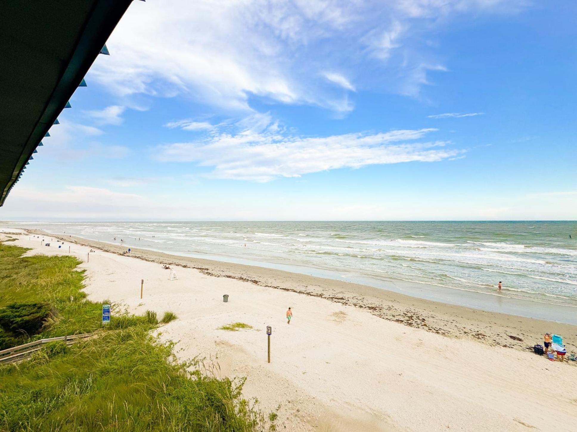 The Blue Pearl Oceanfront Modern At Sea W Pool Holiday home