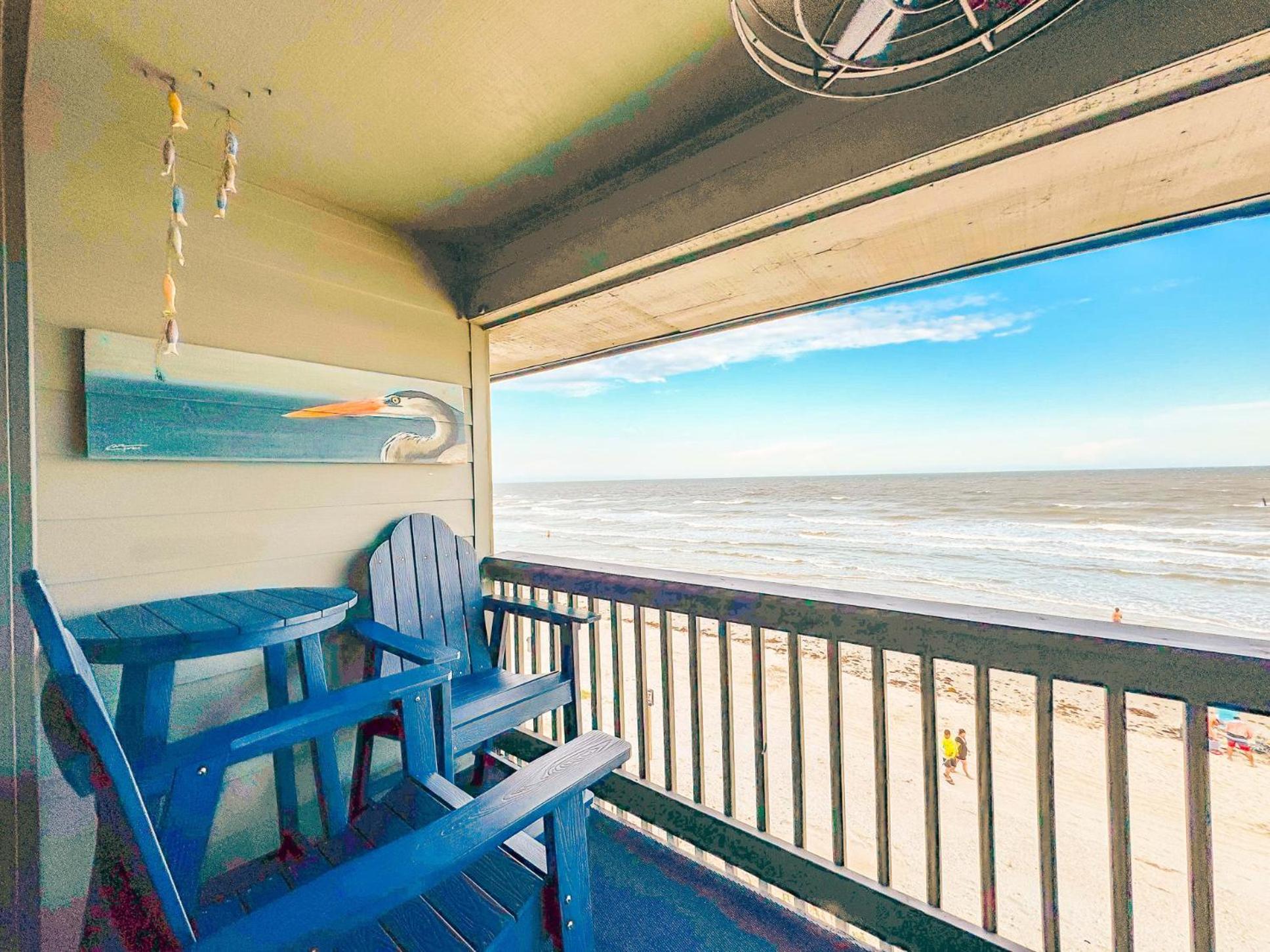 Holiday home The Blue Pearl Oceanfront Modern At Sea W Pool