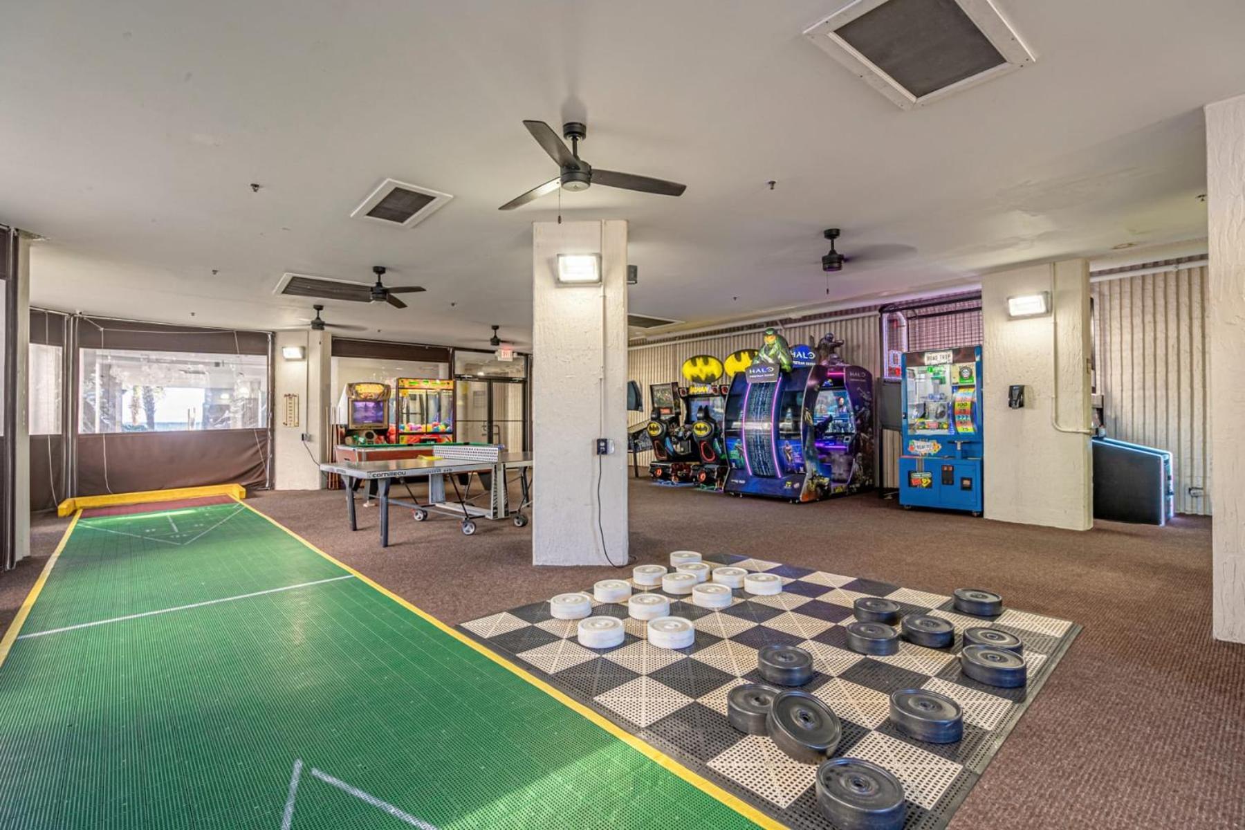 Ocean Reef Oceanfront Unit 408 Holiday home *