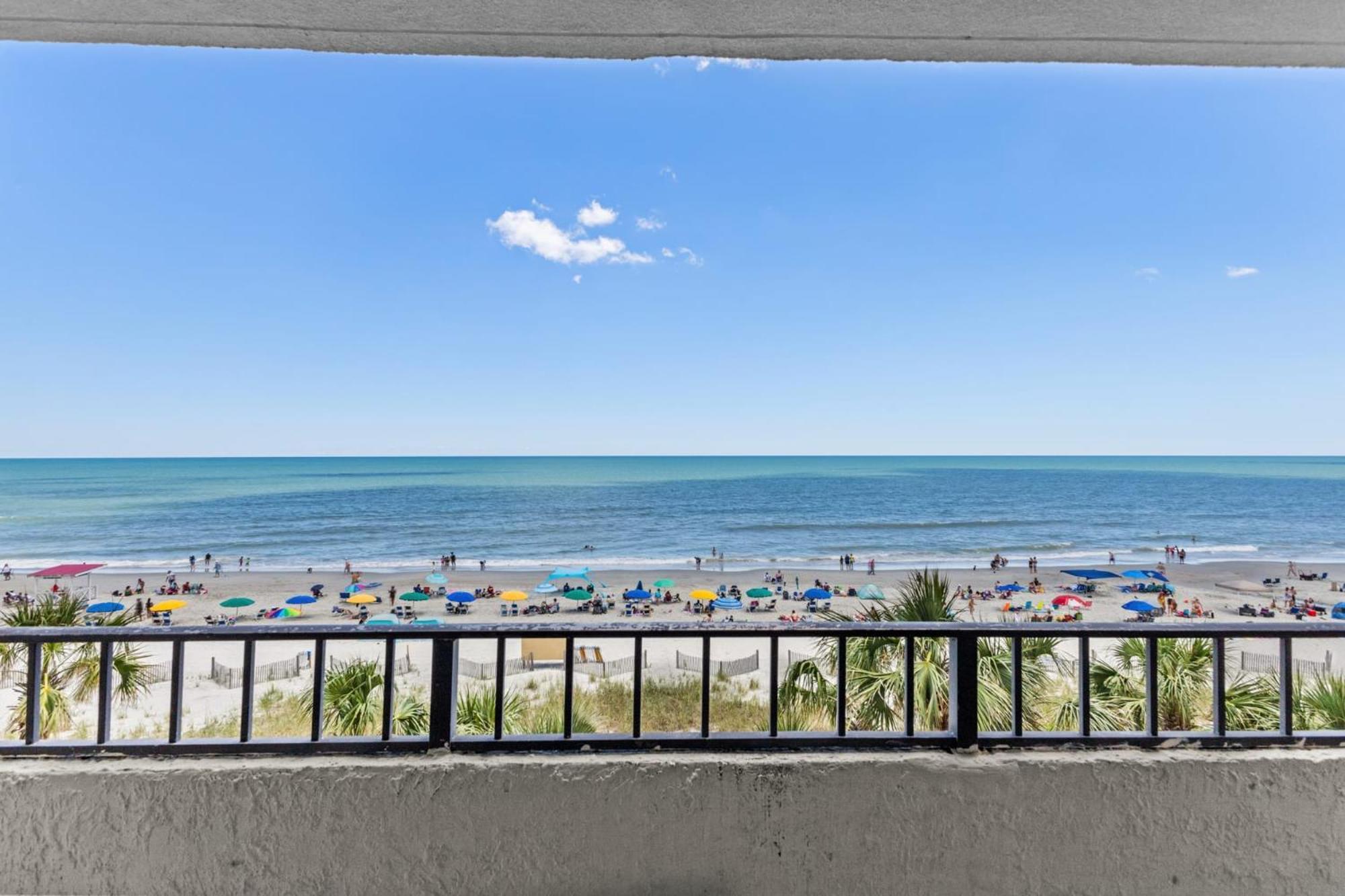 Holiday home Ocean Reef Oceanfront Unit 408 *