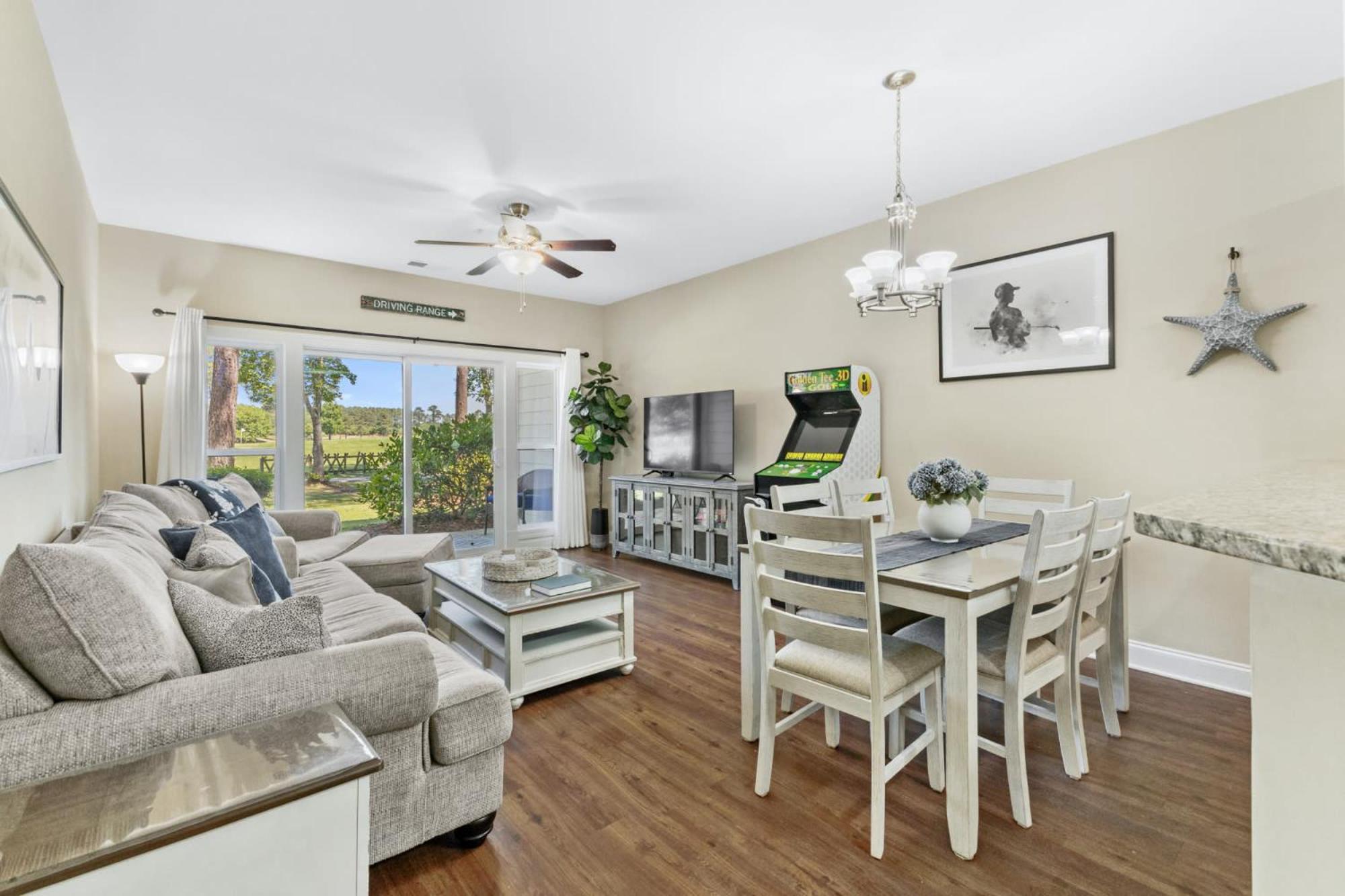 World Tour Golf Course-front Unit 103 Holiday home *