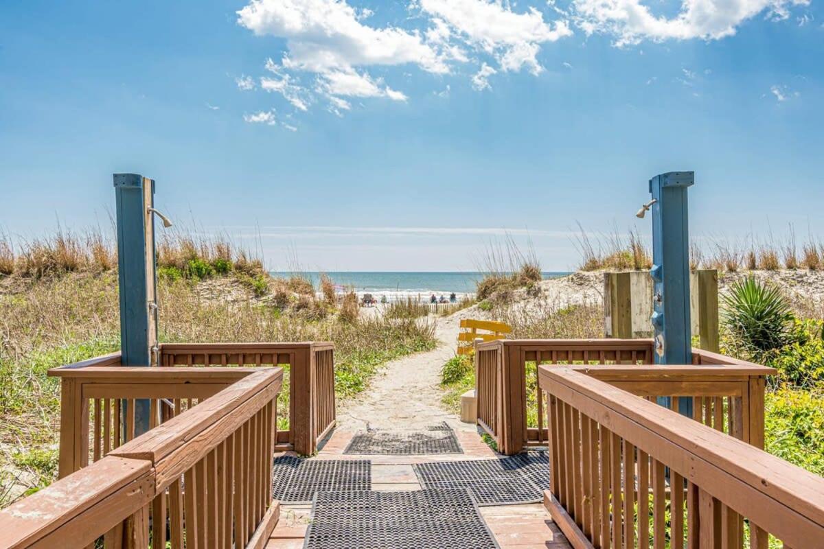 Cove Oceanfront Unit 1219 Holiday home Myrtle Beach
