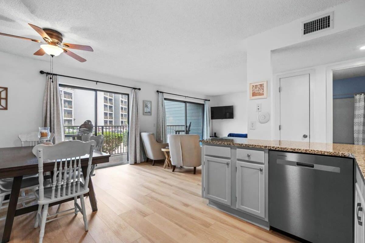 Holiday home Myrtle Oceanfront Unit B129
