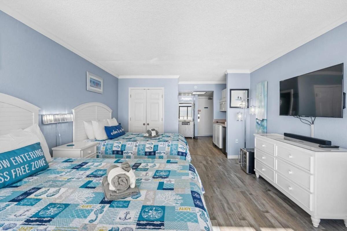 Holiday home Dunes Oceanfront Unit 1041