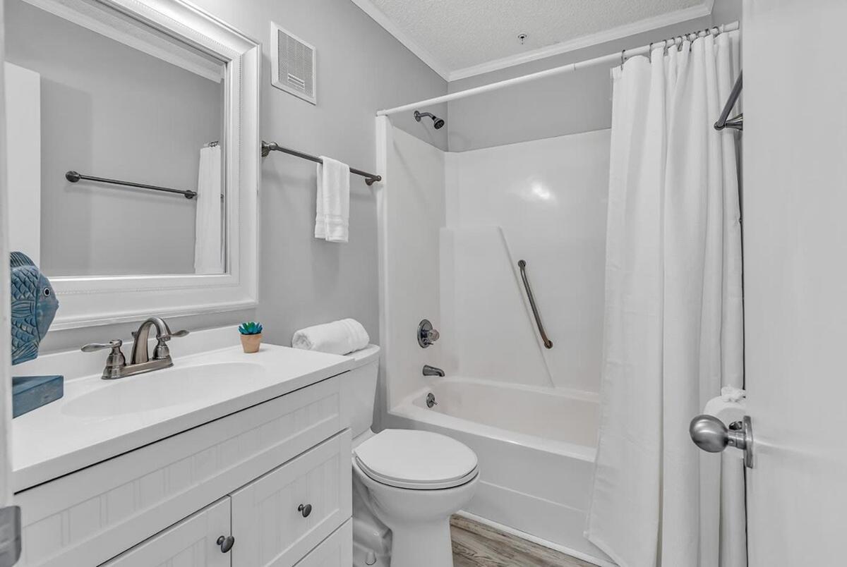 Pelican's Landing Ocean View Unit 409 Holiday home