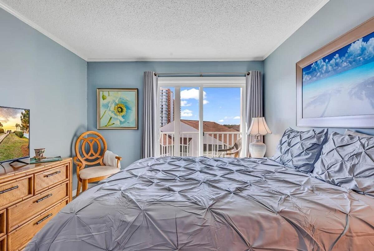 Pelican's Landing Ocean View Unit 409 *