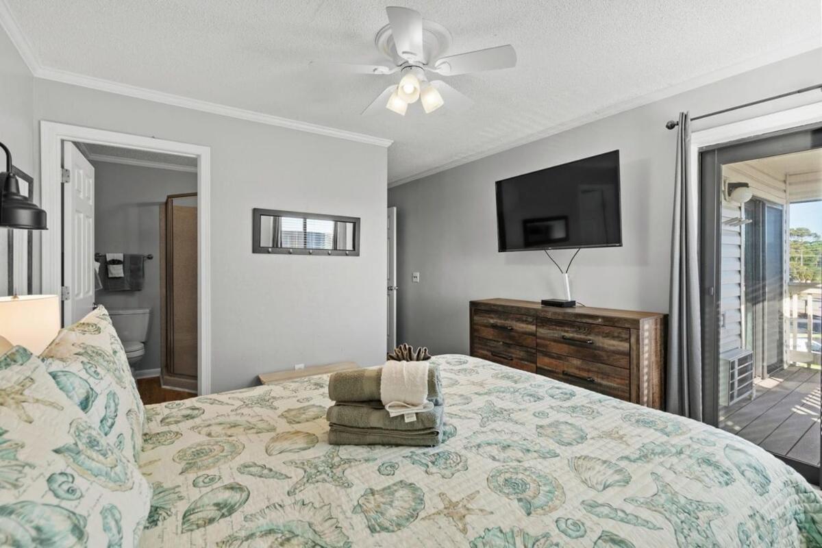 Ocean Forest Oceanfront Unit B305 Holiday home