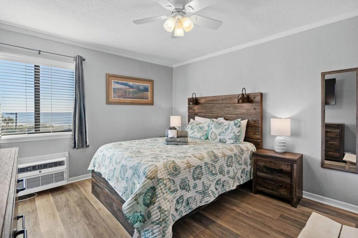 Ocean Forest Oceanfront Unit B305 Holiday home