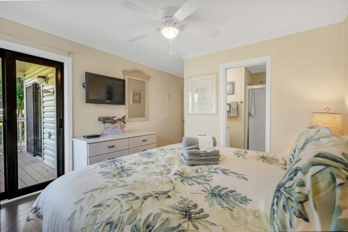 Ocean Forest Cozy Oceanfront Unit D116 Holiday home *