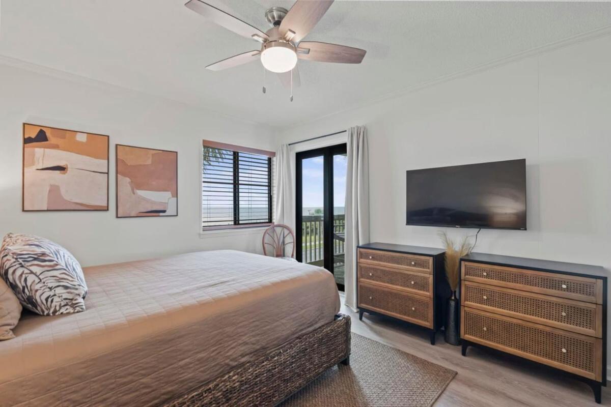 Ocean Forest Oceanfront Unit C108 Holiday home *