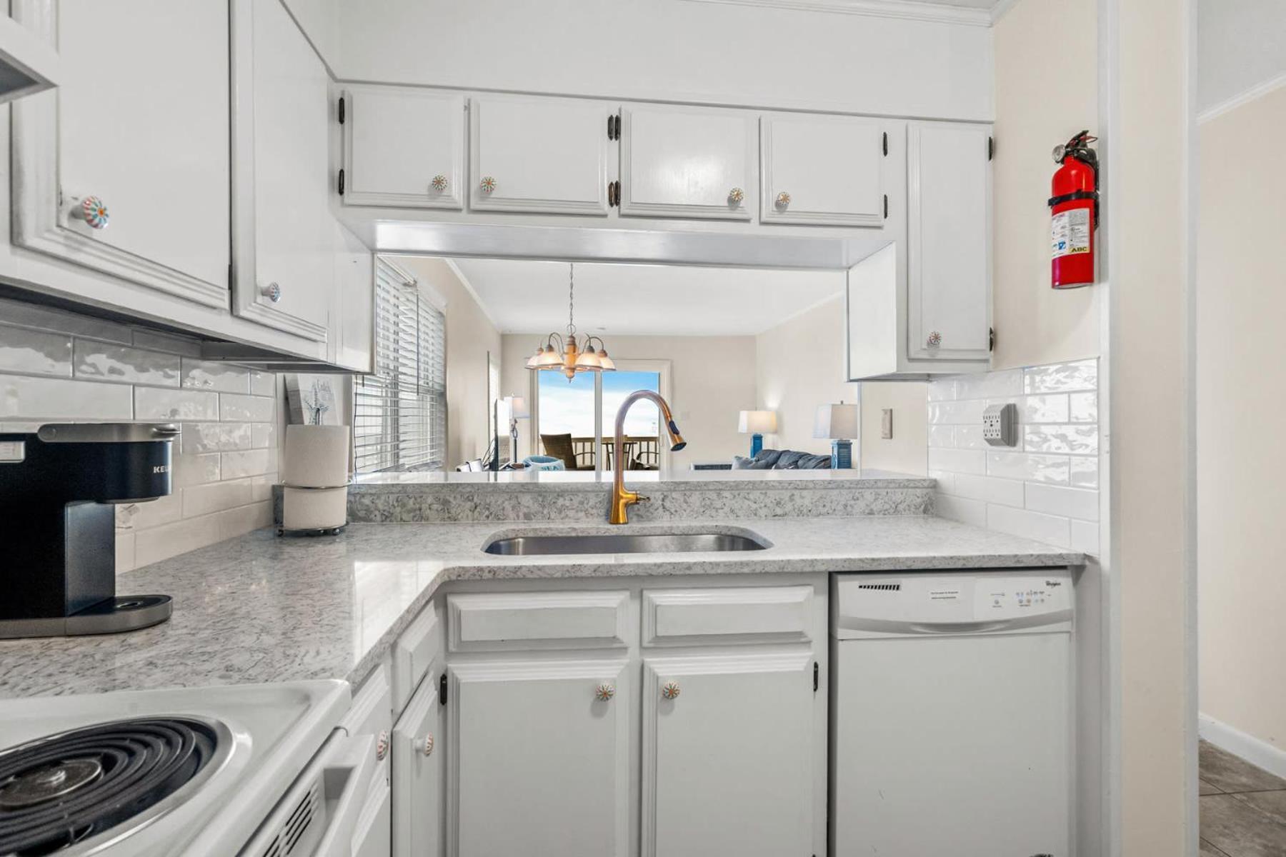 Ocean Pier Oceanfront Unit 209 *
