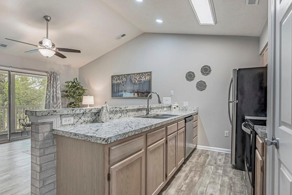 River Oaks Golf Course View Unit 18h *