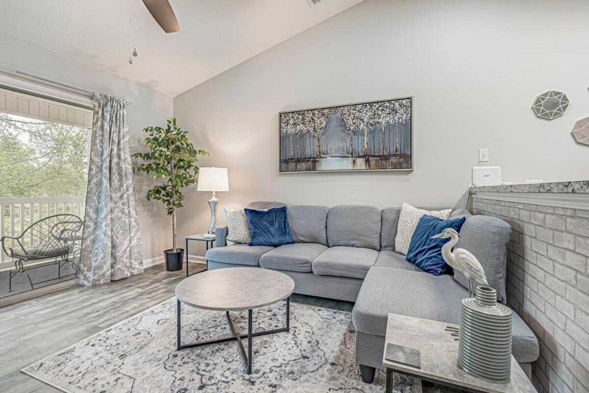 River Oaks Golf Course View Unit 18h Holiday home
