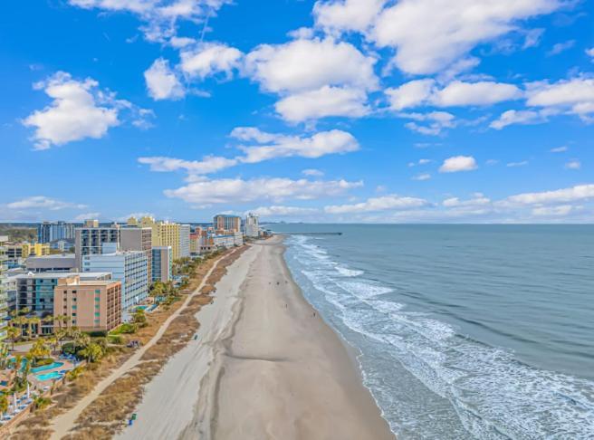 Holiday home Updated Ocean Front Queen Suite- Sea Mist 20505 *