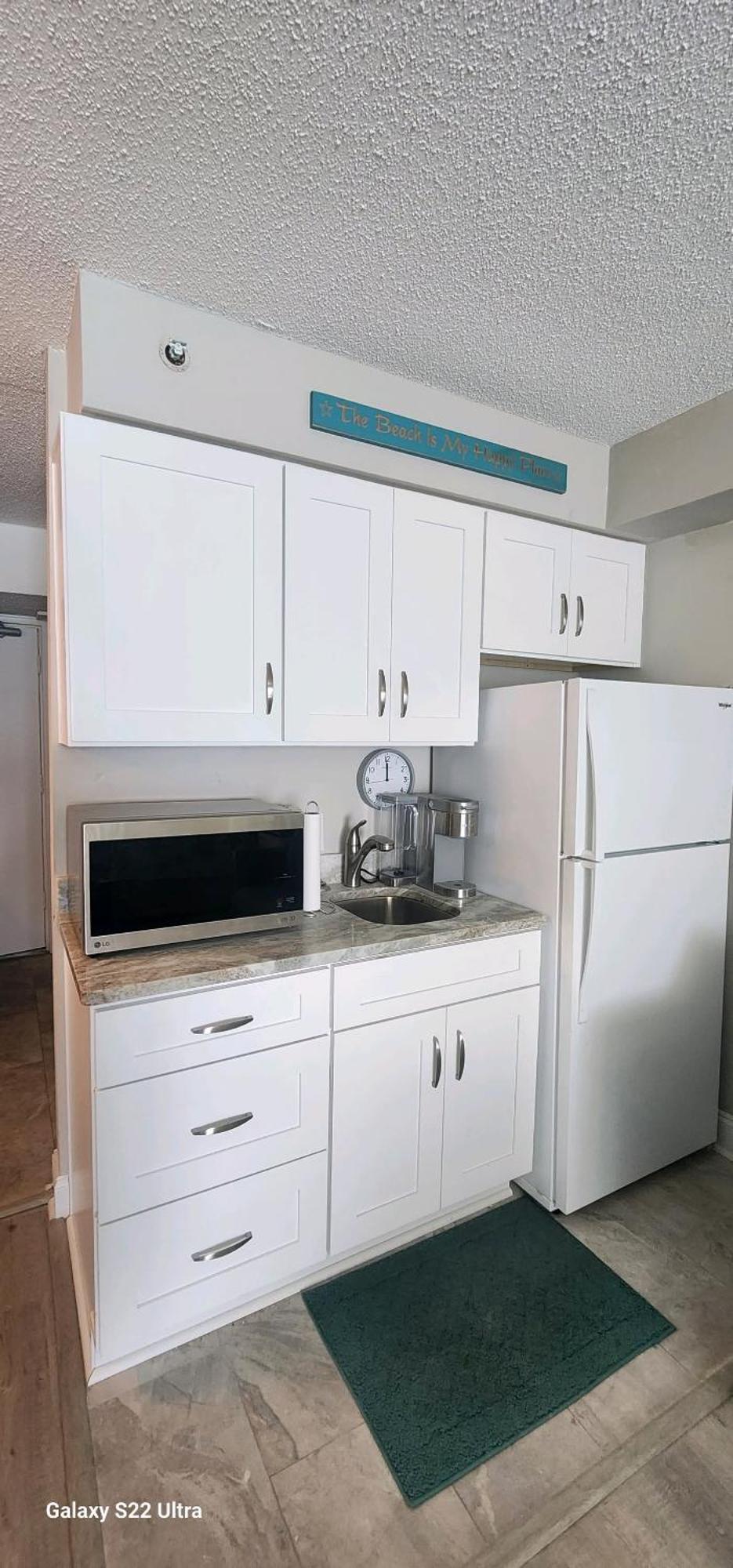Oceanfront Efficiency T1106 Apartment *