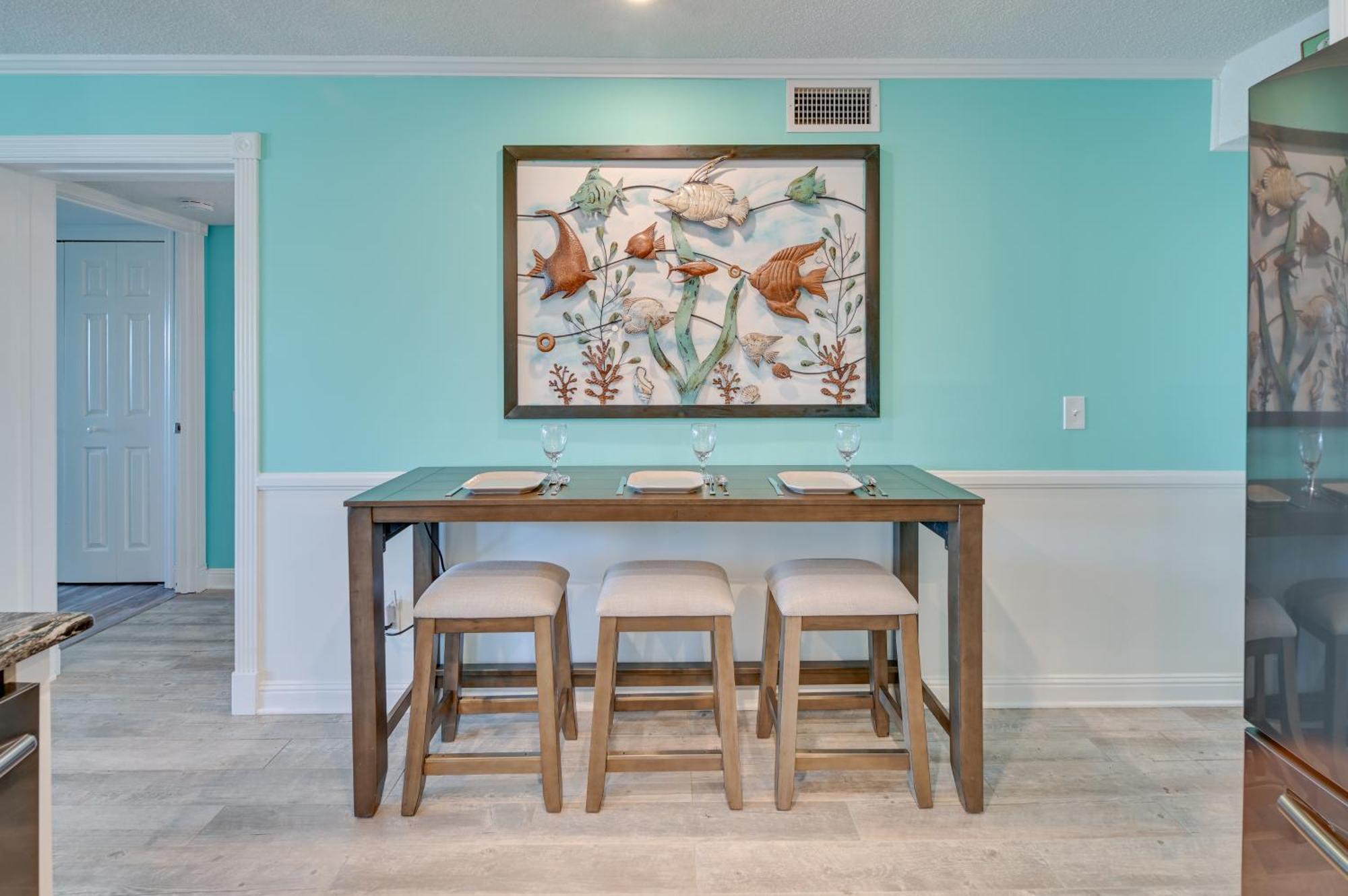 Myrtle Access And Amenities!