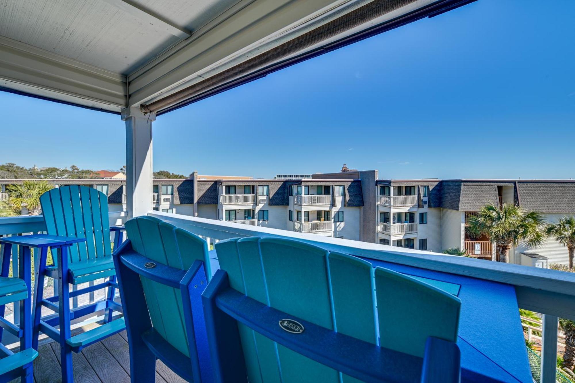 Apartment Myrtle Access And Amenities!