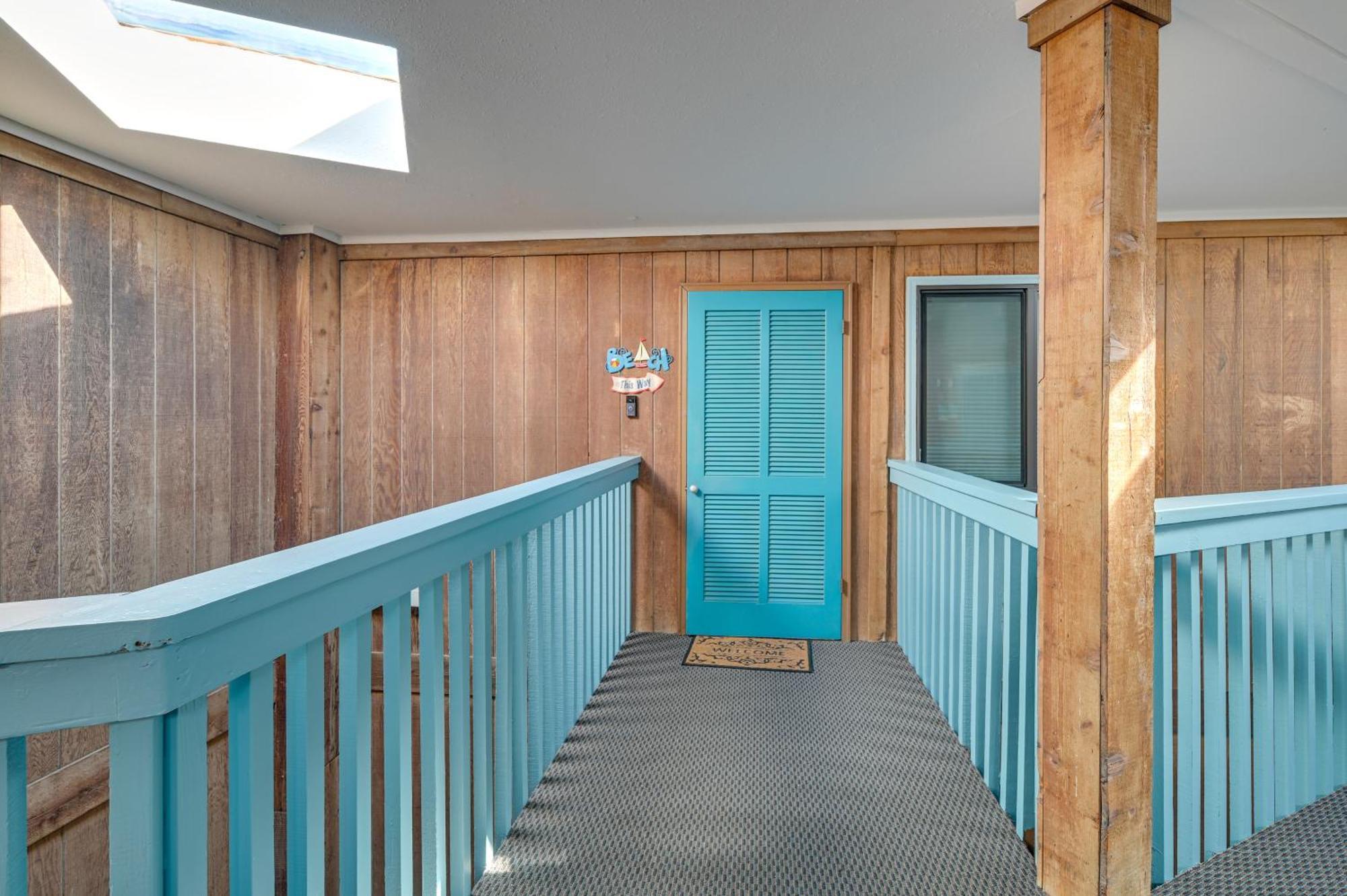 Myrtle Access And Amenities!