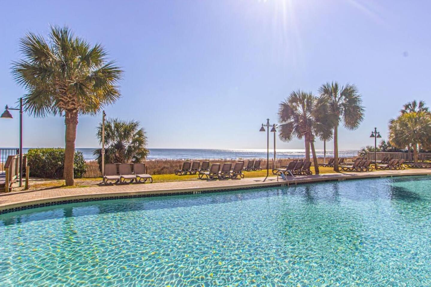 Holiday home Updated Oceanfront With Amazing Views